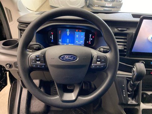 New 2026 Ford Transit 250 MR 148 WB AWD w/ Exterior Upgrade Package image 17
