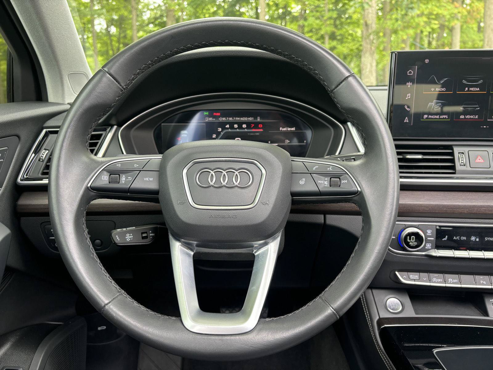 Used 2023 Audi Q5 2.0T Premium Plus w/ Premium Plus Package AWD/4WD image 34