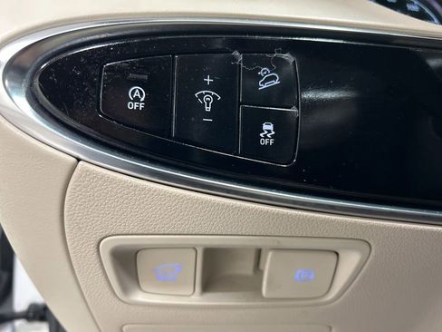 Used 2022 Genesis GV70 2.5T image 12