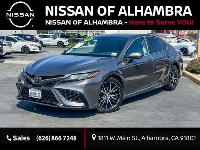 Used 2021 Toyota Camry SE w/ Carpet Mat Package (TMS)