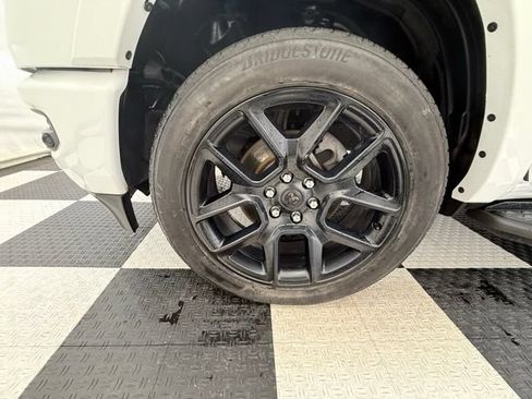 Used 2022 RAM 1500 Laramie AWD/4WD image 9