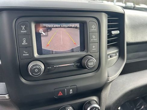 Used 2024 RAM 2500 Tradesman w/ Chrome Appearance Group image 24