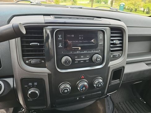 Used 2014 RAM 1500 Express AWD/4WD image 21