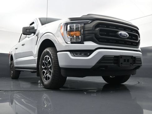 Used 2022 Ford F150 XLT w/ Equipment Group 302A High AWD/4WD image 18