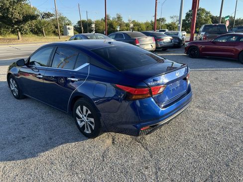 Used 2019 Nissan Altima 2.5 S image 2