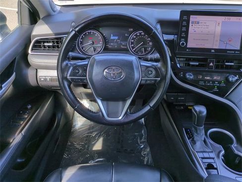 Used 2023 Toyota Camry XLE image 15