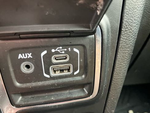 Used 2020 Jeep Wrangler Unlimited Rubicon image 32