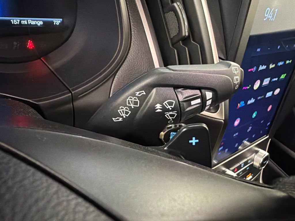 Used 2024 Ford Edge SEL w/ Convenience Package AWD/4WD image 21