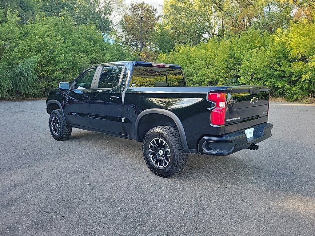 Used 2026 Chevrolet Silverado 1500 ZR2 AWD/4WD image 16