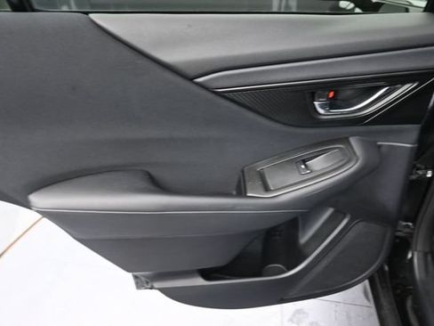 Used 2023 Subaru Outback Premium AWD/4WD image 27