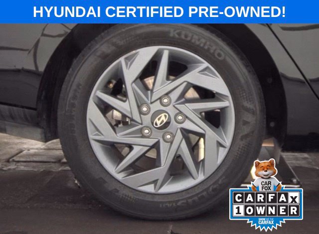 Used 2025 Hyundai Elantra Hybrid FWD image 19