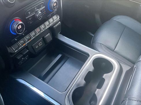 Used 2021 Chevrolet Silverado 1500 LT Trail Boss w/ Convenience Package II AWD/4WD image 15