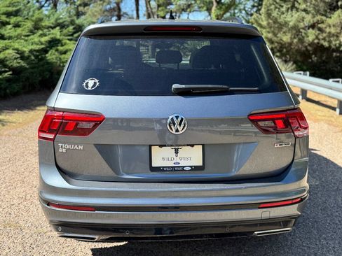 Used 2021 Volkswagen Tiguan SE image 6