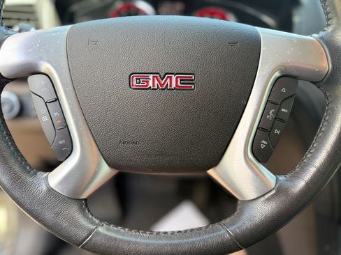 Used 2014 GMC Acadia SLT AWD/4WD image 19