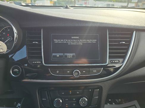 Used 2019 Buick Encore Preferred image 27