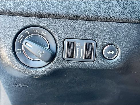 Used 2021 Chrysler 300 S w/ Comfort Group RWD image 10