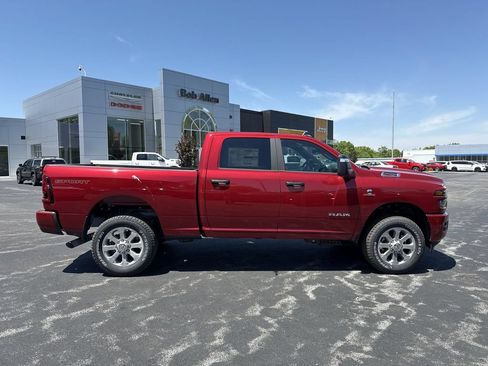 New 2026 RAM 2500 Big Horn AWD/4WD image 14