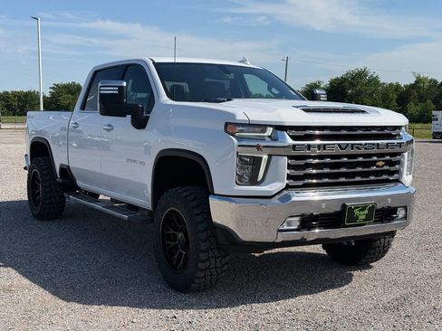 Used 2022 Chevrolet Silverado 2500 LTZ w/ Safety Package AWD/4WD image 3