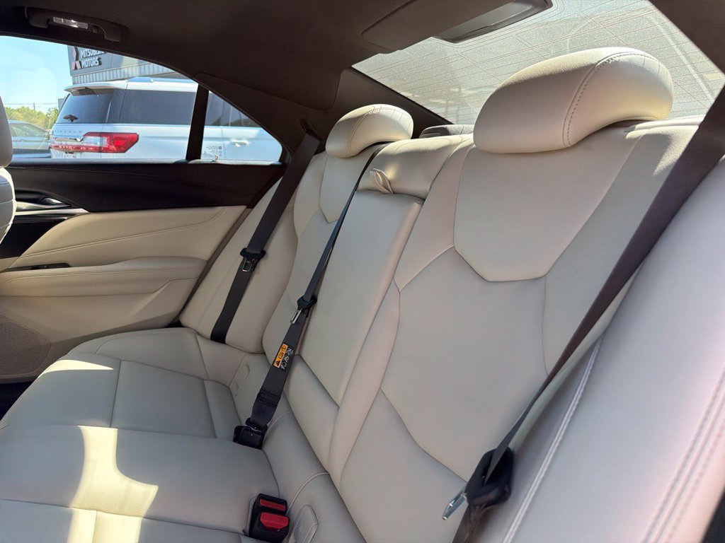 Used 2024 Cadillac CT4 Luxury w/ Sun And Sound Package AWD/4WD image 38
