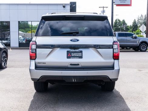 Used 2020 Ford Expedition Limited w/ Equipment Group 303A AWD/4WD image 5