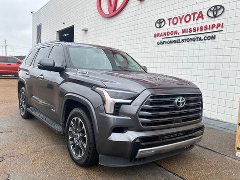 Used 2023 Toyota Sequoia Limited image 3