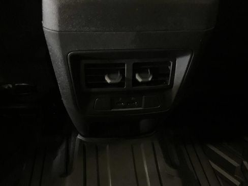 New 2026 Chevrolet Colorado ZR2 w/ Technology Package AWD/4WD image 26