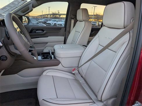 New 2026 GMC Yukon Denali image 18