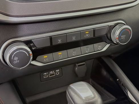 Used 2025 Nissan Altima 2.5 SR FWD image 18