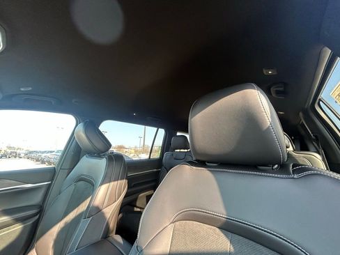 New 2026 Jeep Grand Cherokee L 4WD image 13