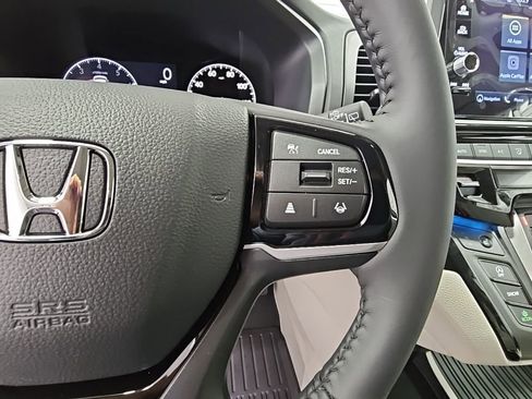New 2026 Honda Odyssey Touring image 27