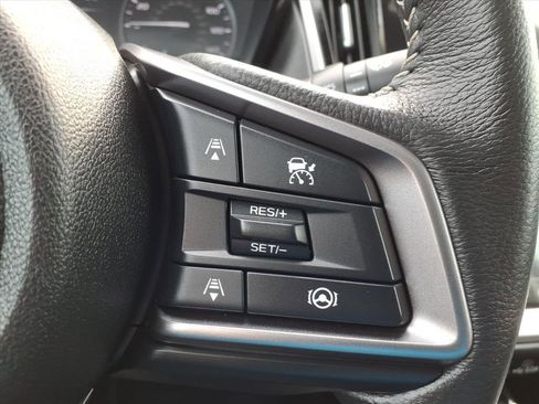 Certified 2025 Subaru Outback Premium image 18