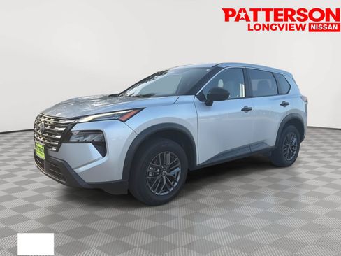 Used 2024 Nissan Rogue S FWD image 4