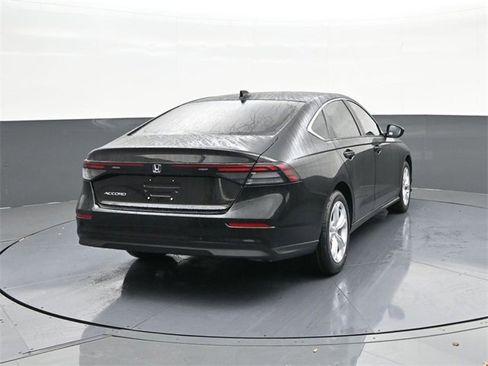 New 2026 Honda Accord LX image 10