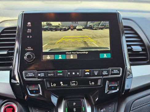 Used 2024 Honda Odyssey Sport image 12
