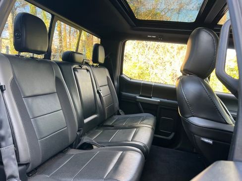 Used 2019 Ford F150 Raptor w/ Equipment Group 802A Luxury image 32