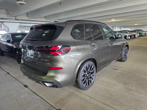 New 2026 BMW X5 xDrive50e w/ M Sport Package AWD/4WD image 4
