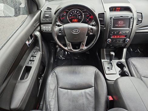 Used 2013 Kia Sorento EX w/ Premium Plus Pkg image 11