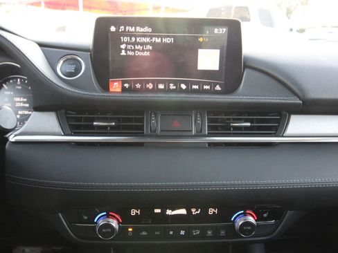 Used 2018 MAZDA MAZDA6 Grand Touring image 14