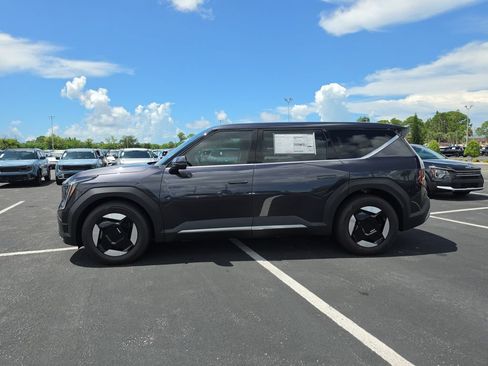 New 2026 Kia EV9 Light RWD image 5