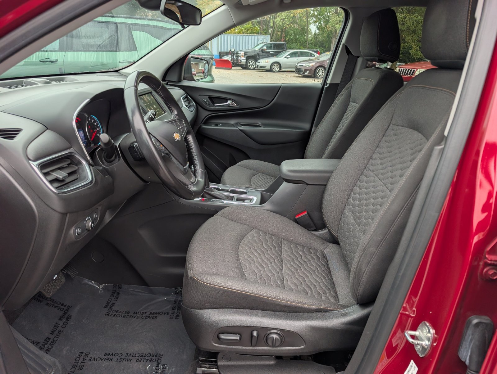 Used 2020 Chevrolet Equinox LT AWD/4WD image 17