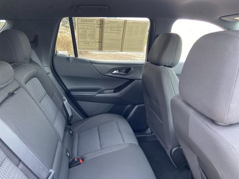 Used 2025 Chevrolet Equinox LT image 20