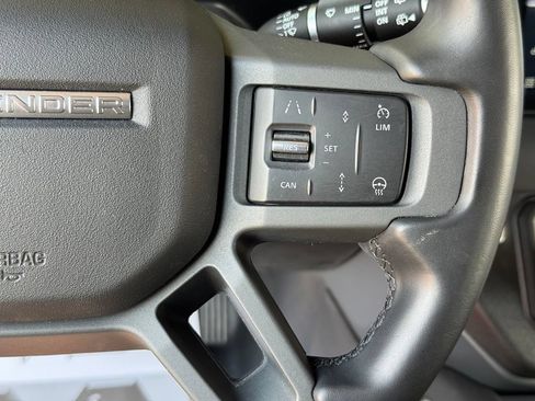 Used 2023 Land Rover Defender 110 X-Dynamic SE AWD/4WD image 25