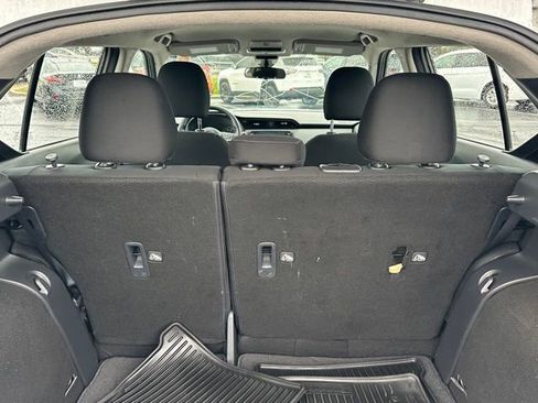 Used 2024 Nissan Kicks SV image 19