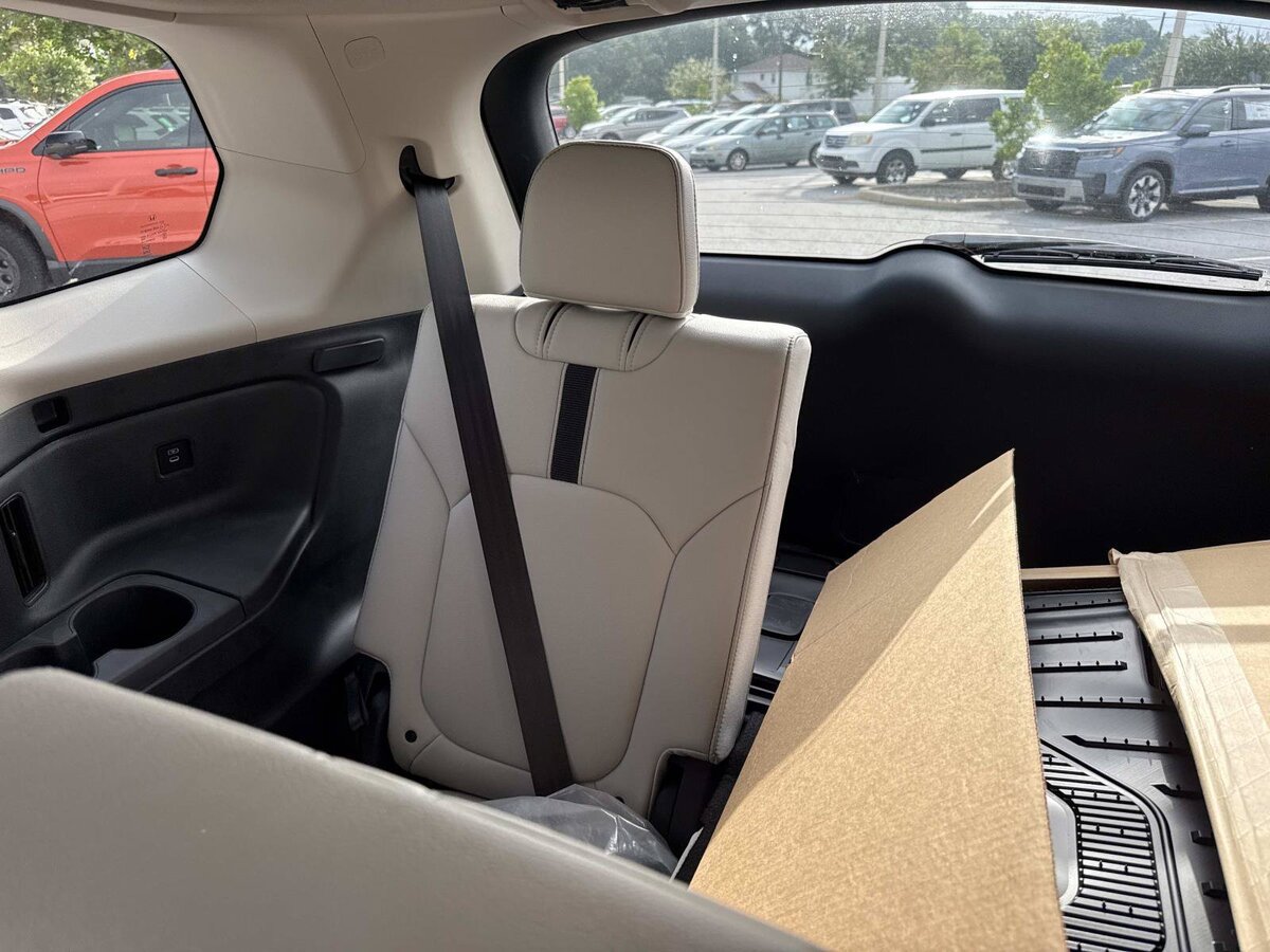 New 2026 Honda Pilot EX-L image 13