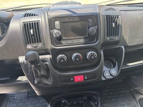 Used 2021 RAM ProMaster 2500 FWD image 6