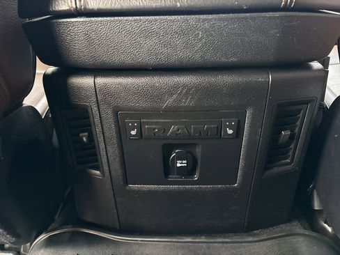 Used 2014 RAM 1500 Laramie Longhorn w/ Convenience Group image 17