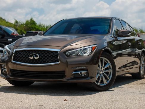 Used 2017 INFINITI Q50 3.0t Premium RWD image 1