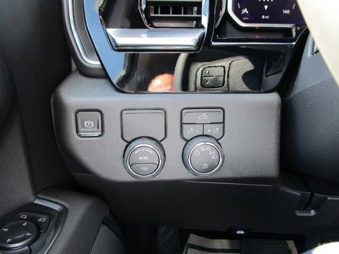 New 2026 Chevrolet Silverado 1500 LT w/ Texas Edition Plus image 18