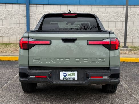 Used 2024 Hyundai Santa Cruz SE image 6