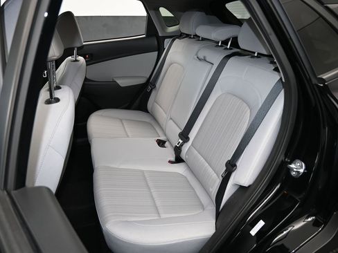 Used 2023 Hyundai Kona SEL image 32